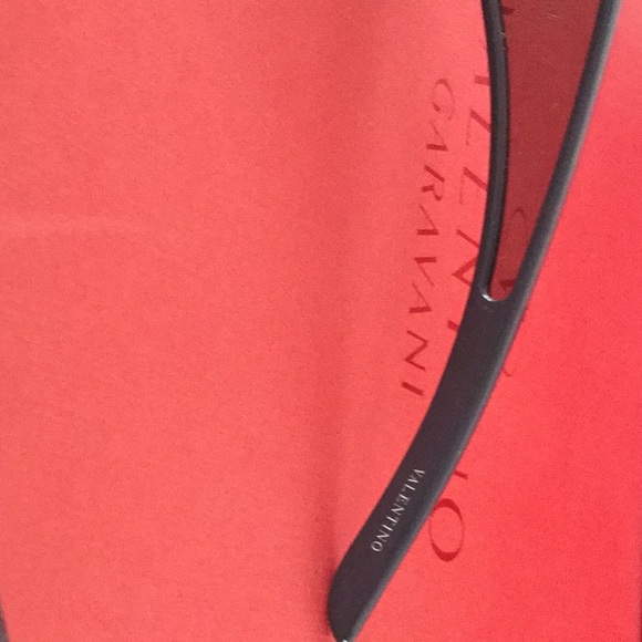 VALENTINO SHEILD TINTED SUNGLASSES - Picture 6 of 7